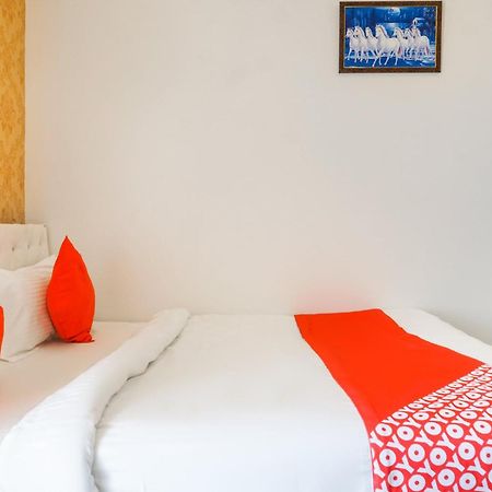Hotel O Nitya Executive Phursungi Ngoại thất bức ảnh