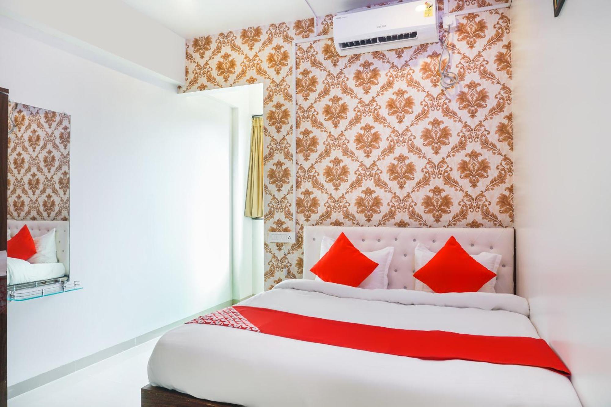 Hotel O Nitya Executive Phursungi Ngoại thất bức ảnh