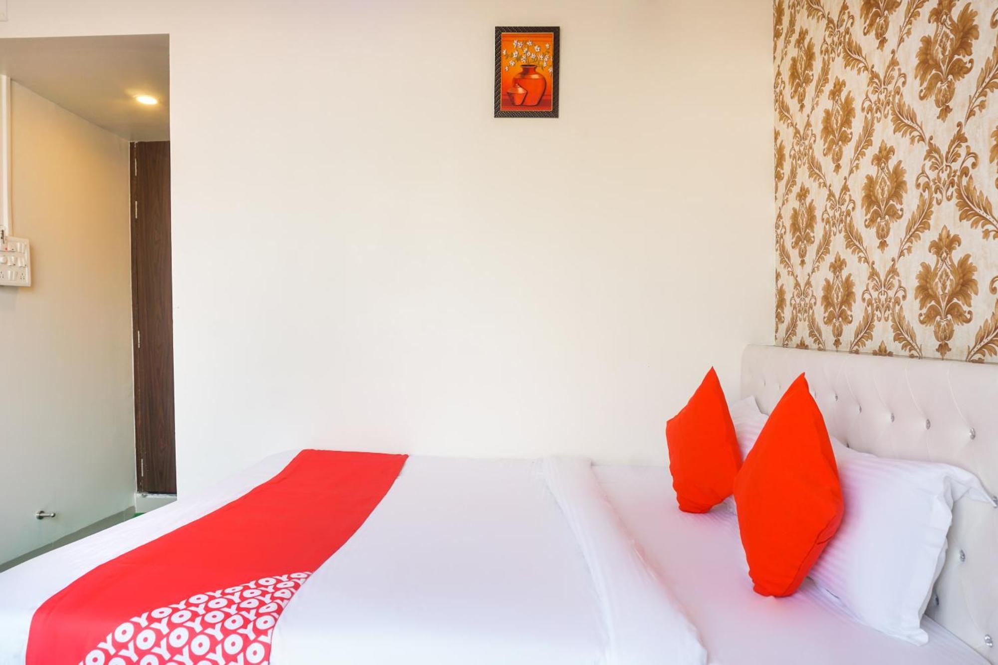 Hotel O Nitya Executive Phursungi Ngoại thất bức ảnh