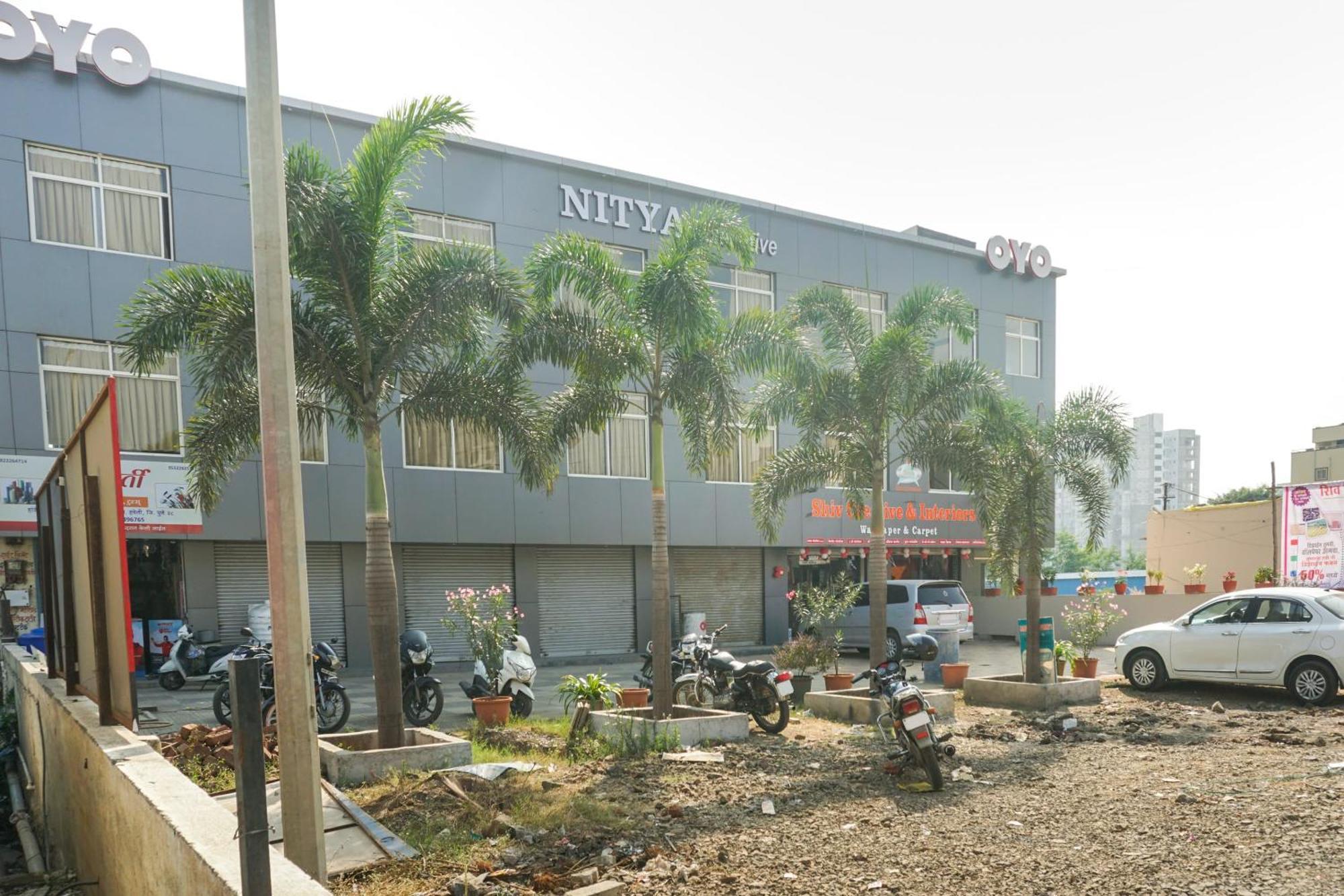 Hotel O Nitya Executive Phursungi Ngoại thất bức ảnh