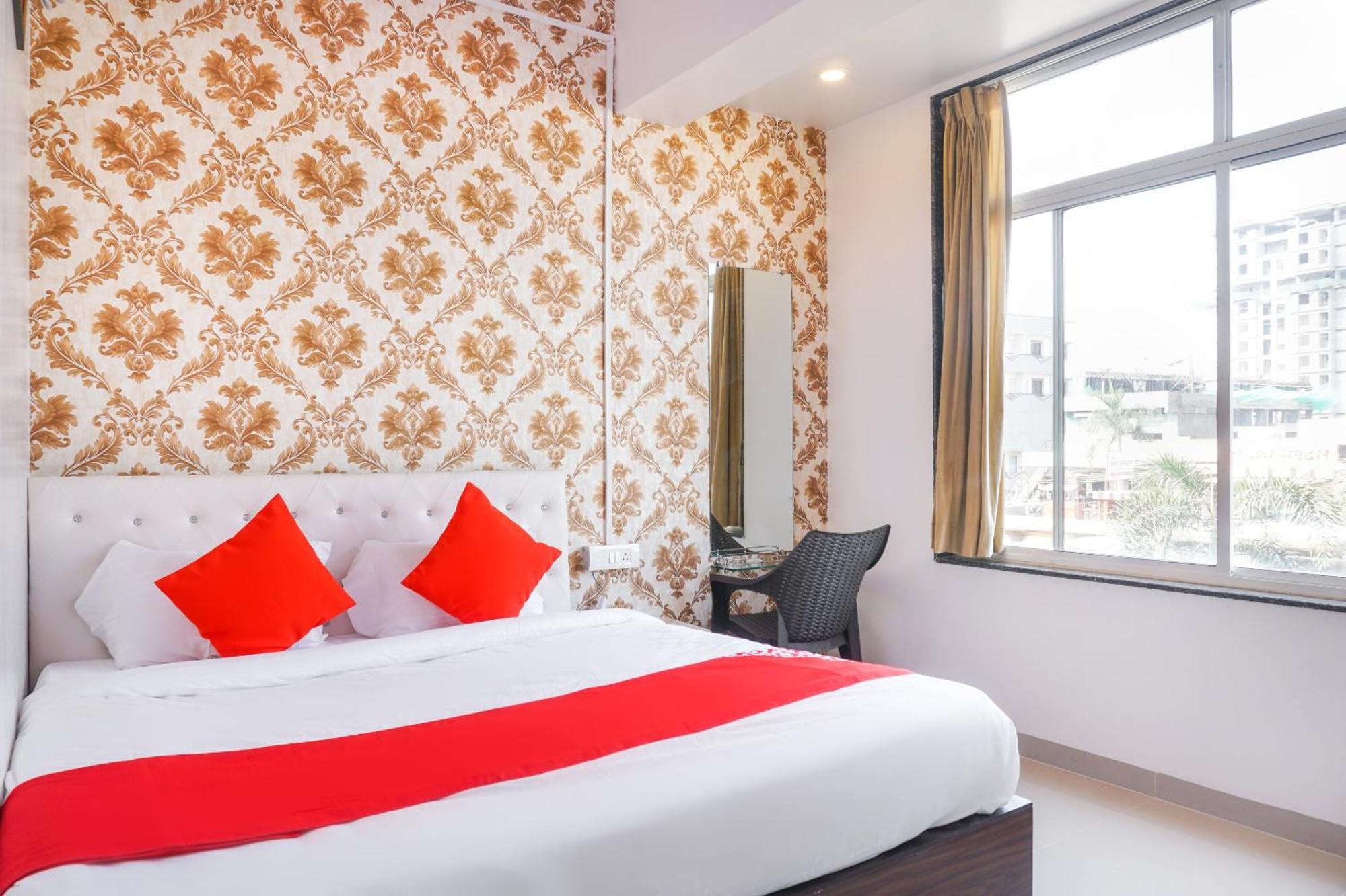 Hotel O Nitya Executive Phursungi Ngoại thất bức ảnh